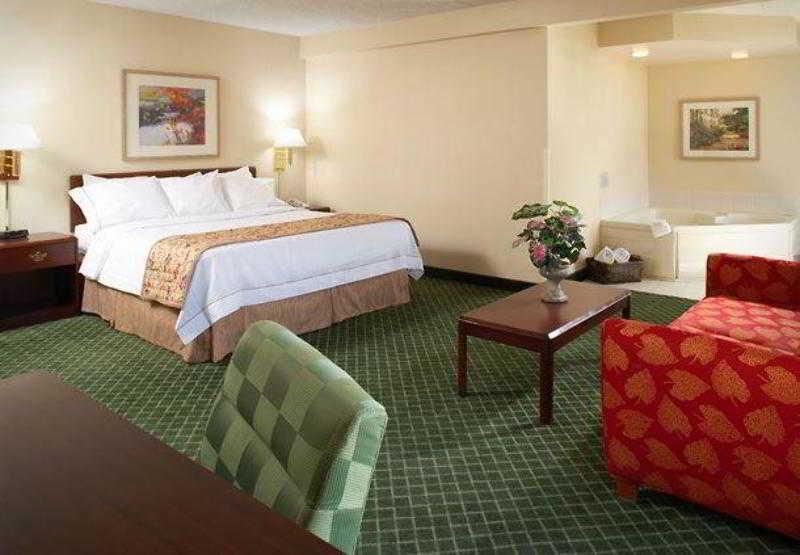 Fairfield Inn By Marriott East Rutherford Meadowlands Eksteriør bilde